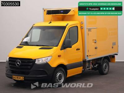 Mercedes Sprinter 314 CDI Bakwagen Gekoeld Vriezer Automaat Carrier Xarios 300 230V Stekker Achtedeuren Airc en vente par BAS World B.V.