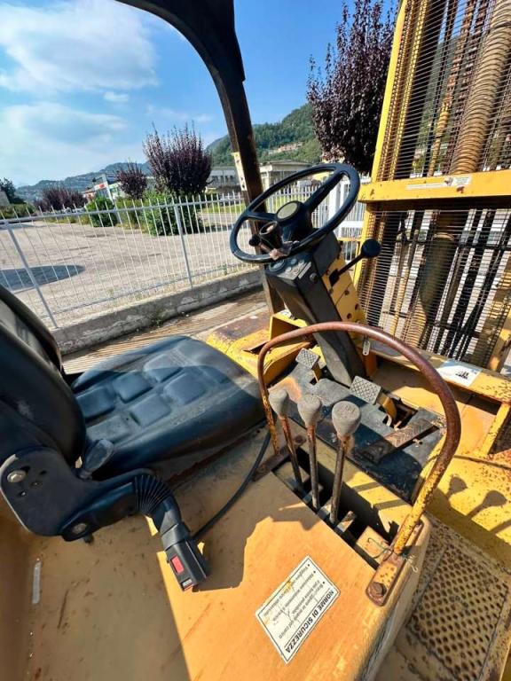 Caterpillar V80E Photo 7