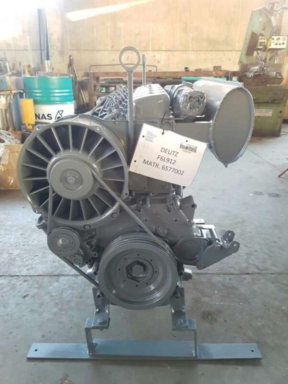 Deutz F6L912 Photo 1
