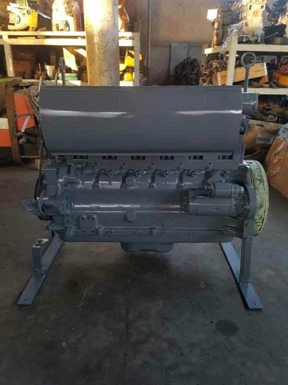 Deutz F6L912 Photo 4