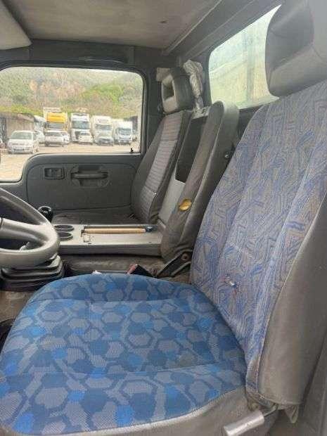 Nissan Cabstar Photo 5