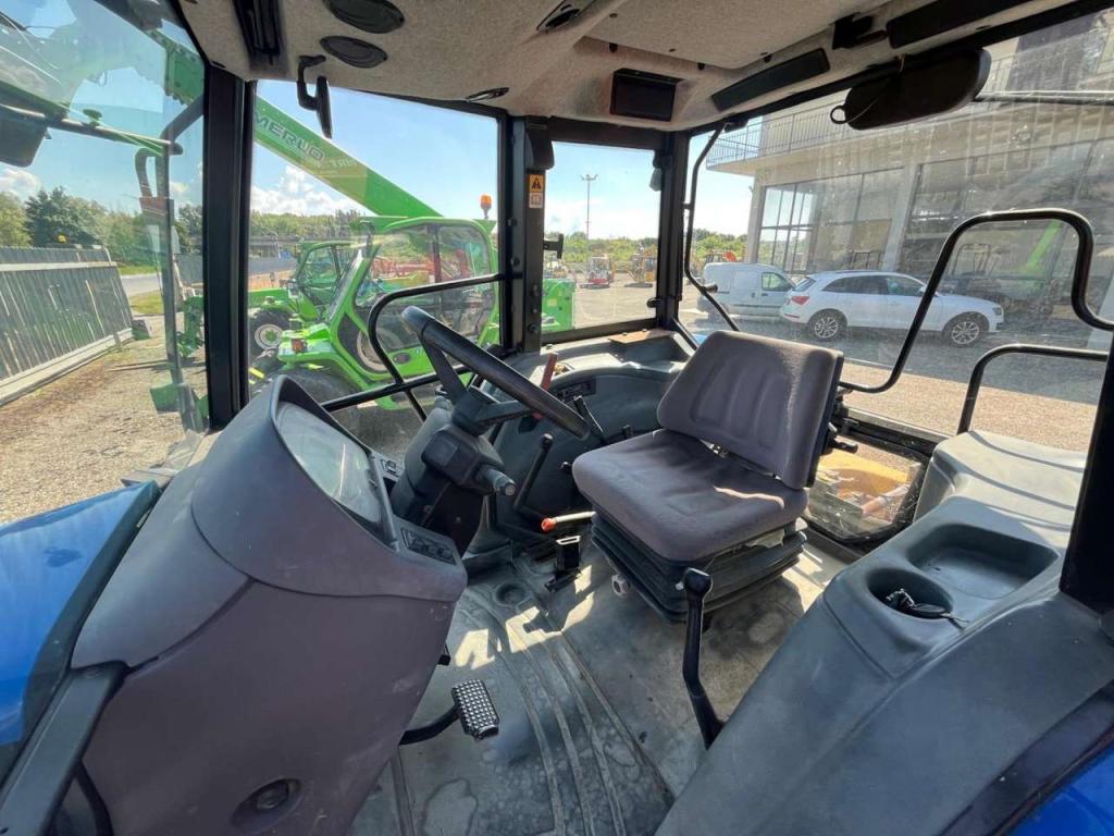 New Holland TL100 Photo 6