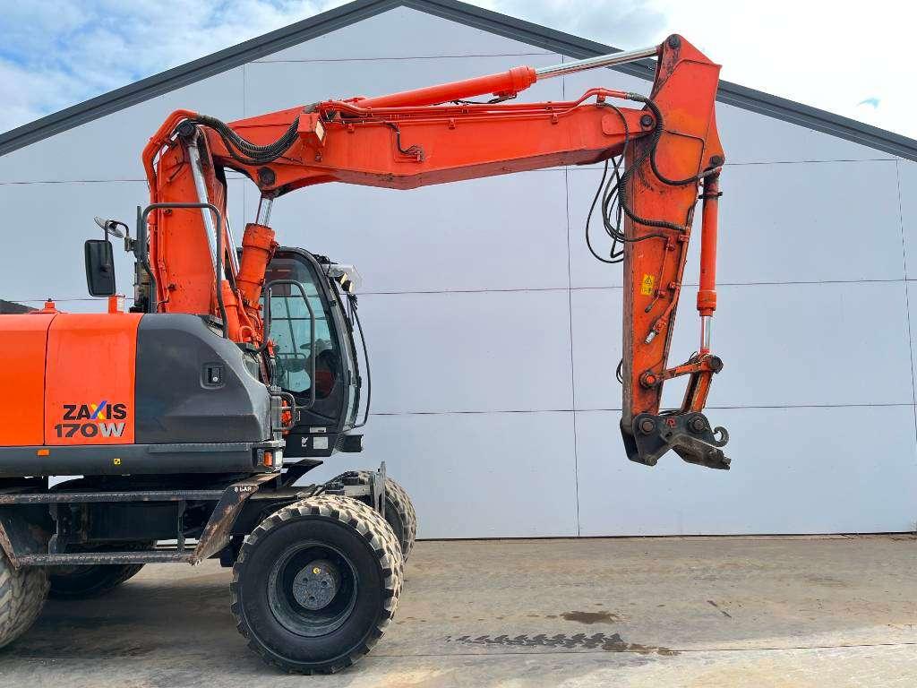 Hitachi ZX170W-5B - Blade / Triple Boom / Auto Greasing Photo 17
