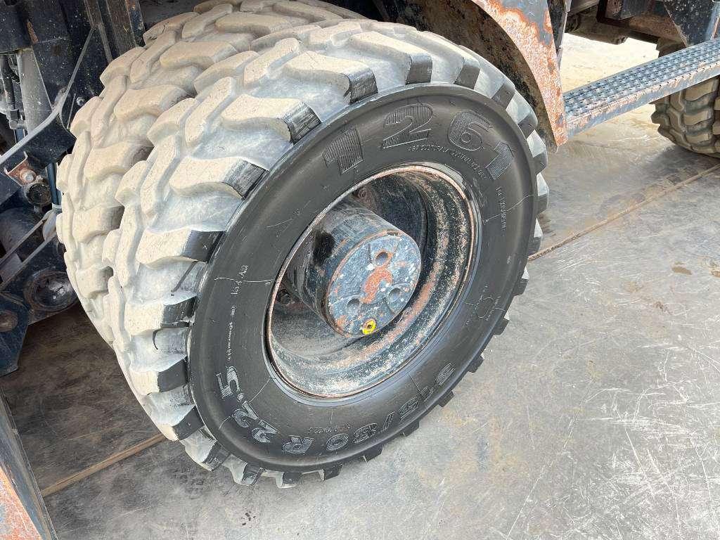 Hitachi ZX170W-5B - Blade / Triple Boom / Auto Greasing Photo 30