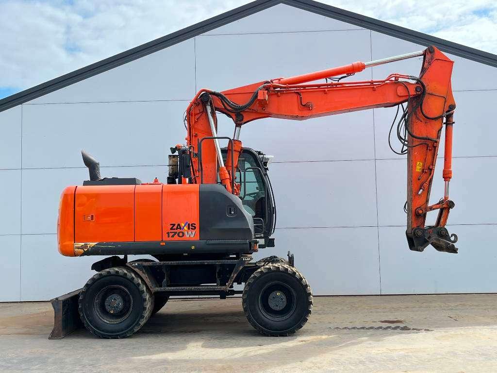 Hitachi ZX170W-5B - Blade / Triple Boom / Auto Greasing Photo 6
