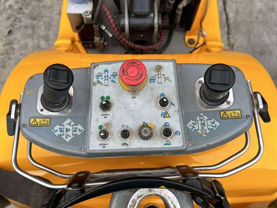 Brokk 90 Photo 11