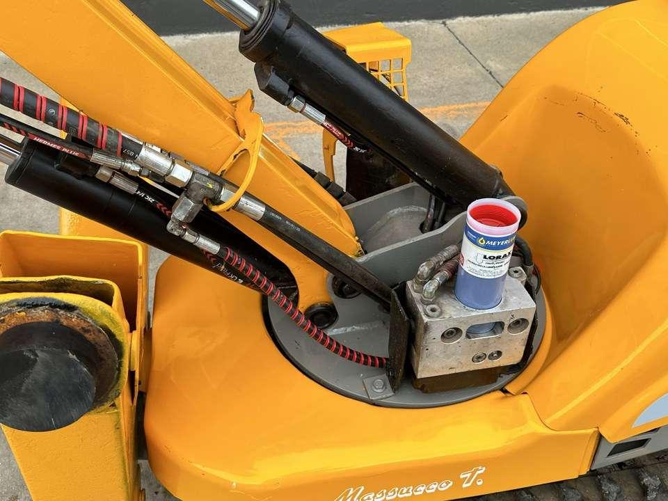 Brokk 90 Photo 7