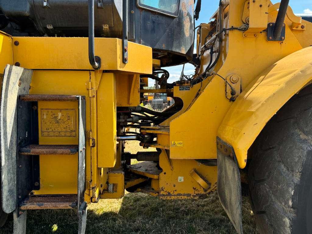 Caterpillar 966K - 3rd Function / Automatic Greasing Photo 20