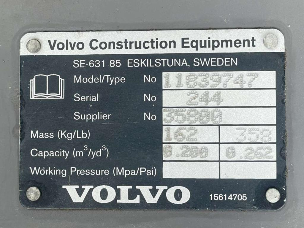 Volvo 600 Photo 2