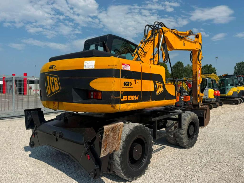 JCB JS130W Photo 4