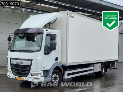 Daf LF 220 LF 4X2 NL-Truck 12t Box Heater Automatic Euro 6 en vente par BAS World B.V.