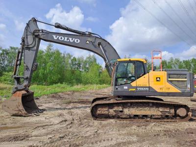 Volvo EC300EL Photo 1