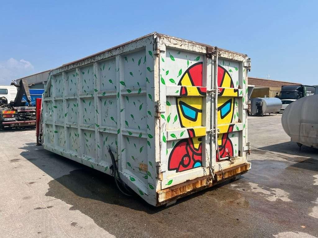 CONTAINER SCARRABILE USATO A CIELO APERTO CON GRU Photo 5