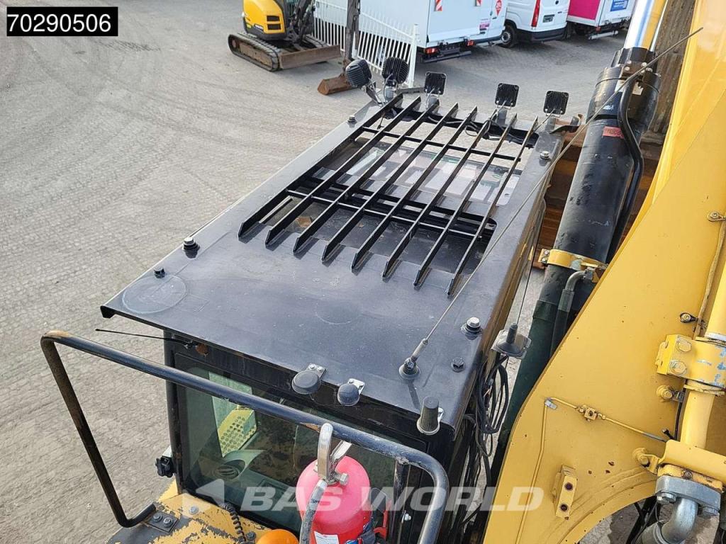 Caterpillar 390 D L Photo 21