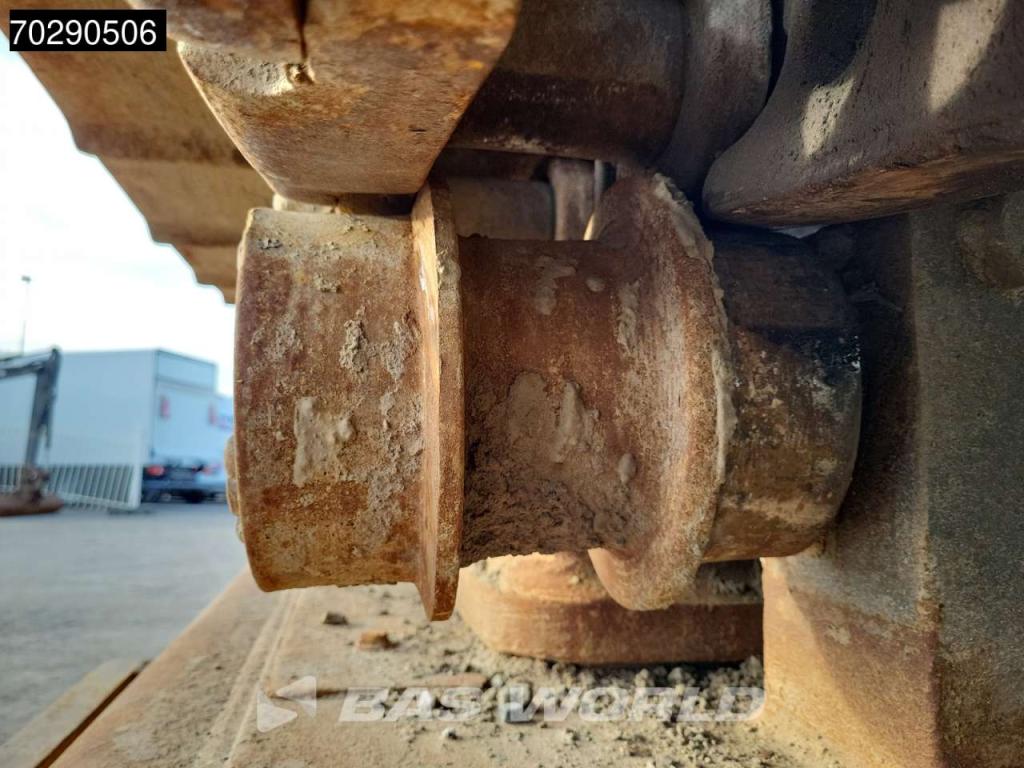Caterpillar 390 D L Photo 26