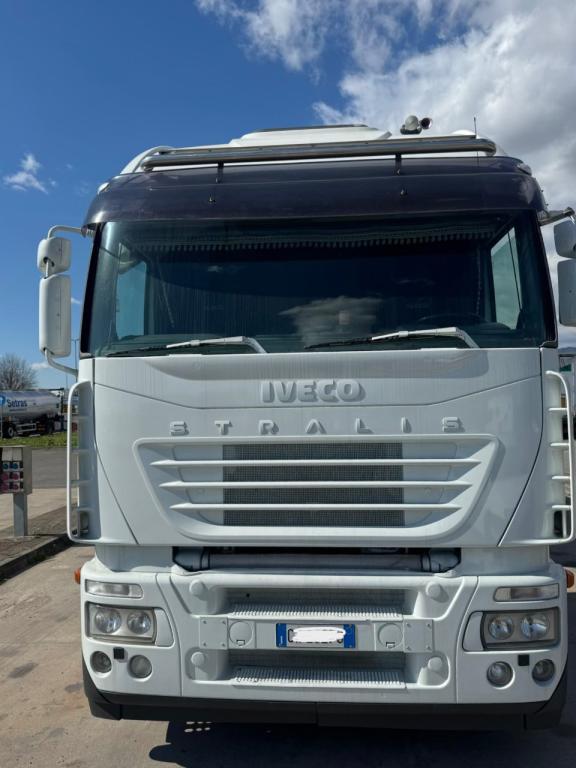 Iveco 480 Photo 3