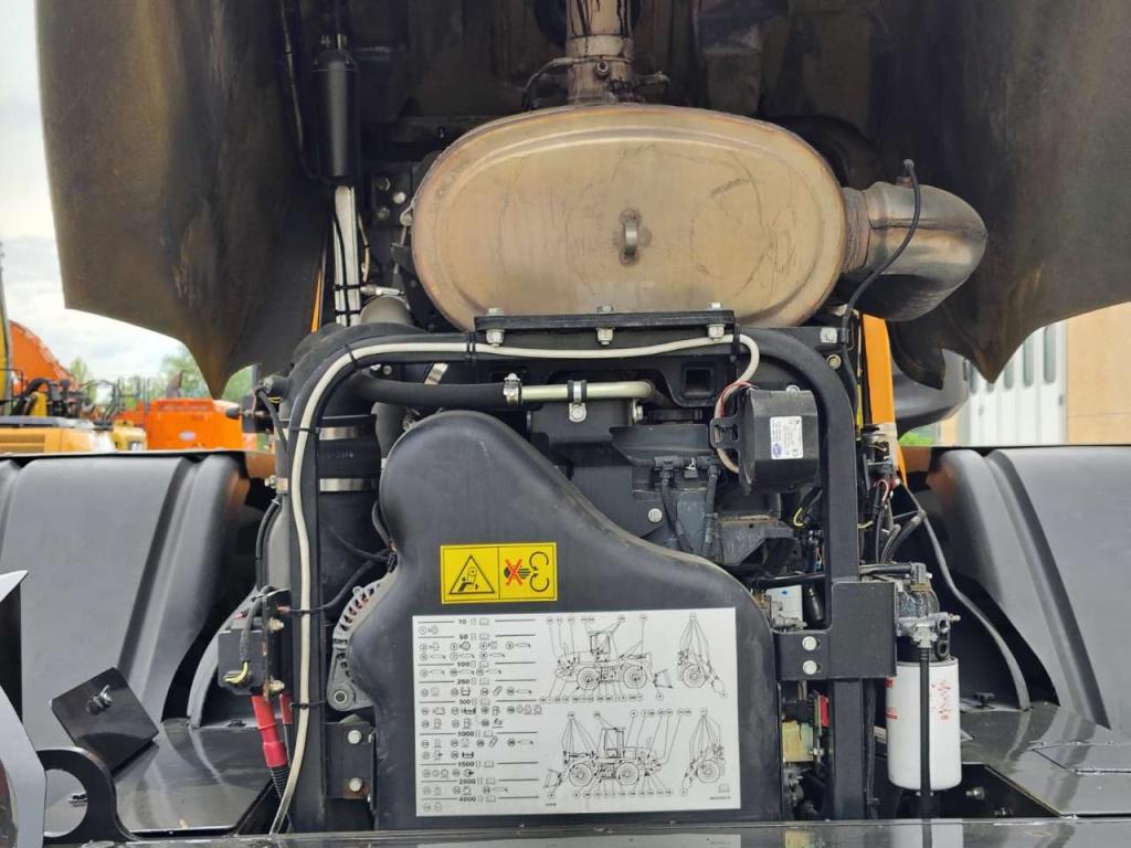 Case 721 G Photo 13