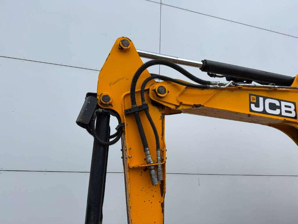 JCB 48Z-1 - Hammer Lines / Quick Coupler Photo 18