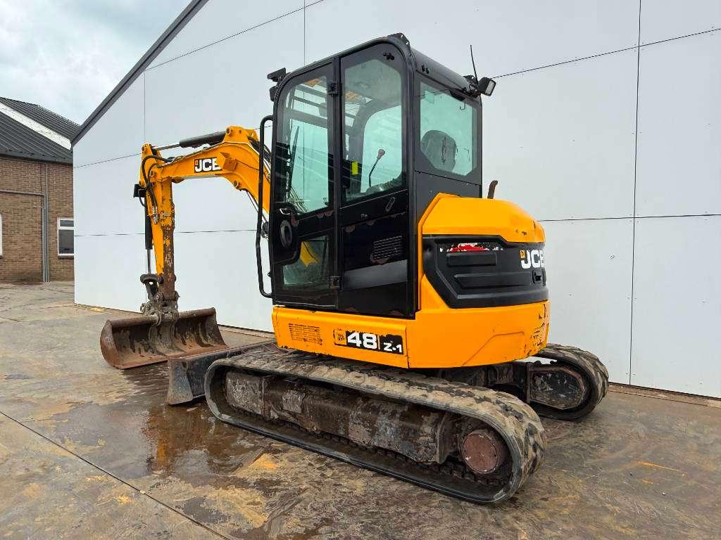 JCB 48Z-1 - Hammer Lines / Quick Coupler Photo 3