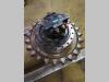 Moteur de traction pour JCB JS 330 Photo 3 thumbnail