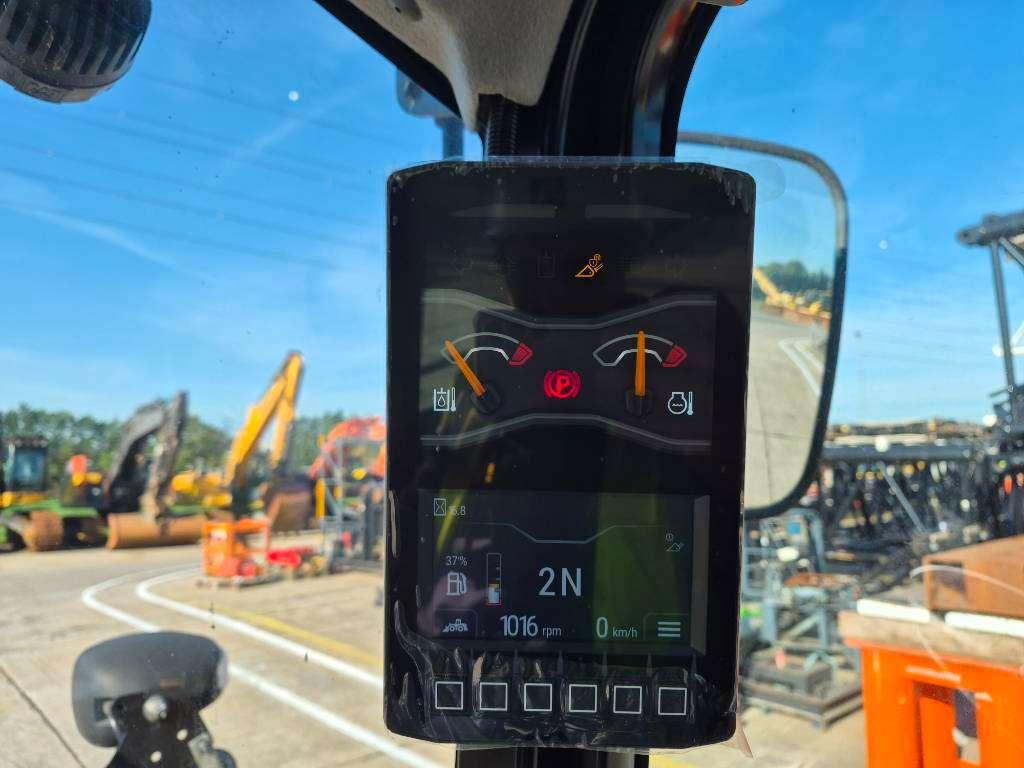 Caterpillar 906 Photo 11