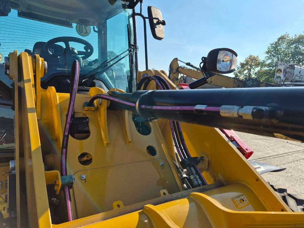 Caterpillar 906 Photo 16