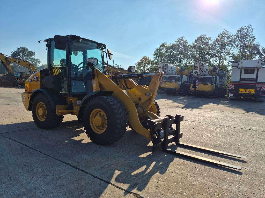 Caterpillar 906 Photo 4