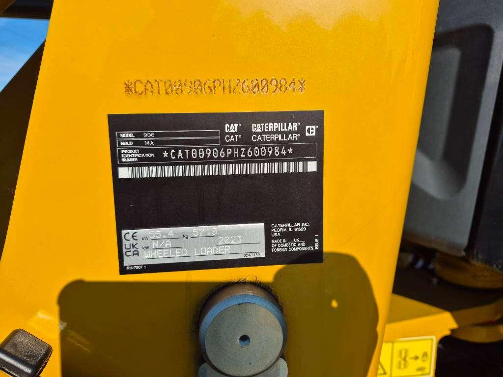 Caterpillar 906 Photo 9