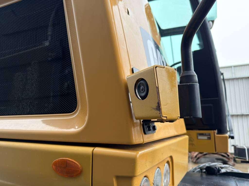 Caterpillar M318F Photo 23