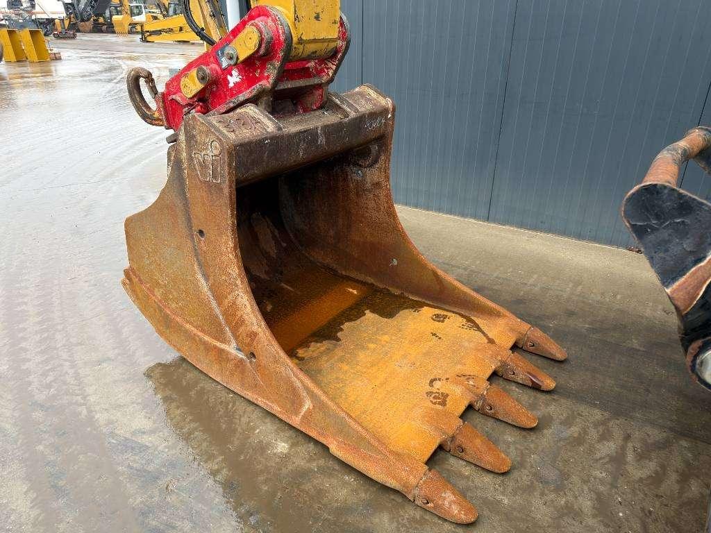 Caterpillar M318F Photo 9
