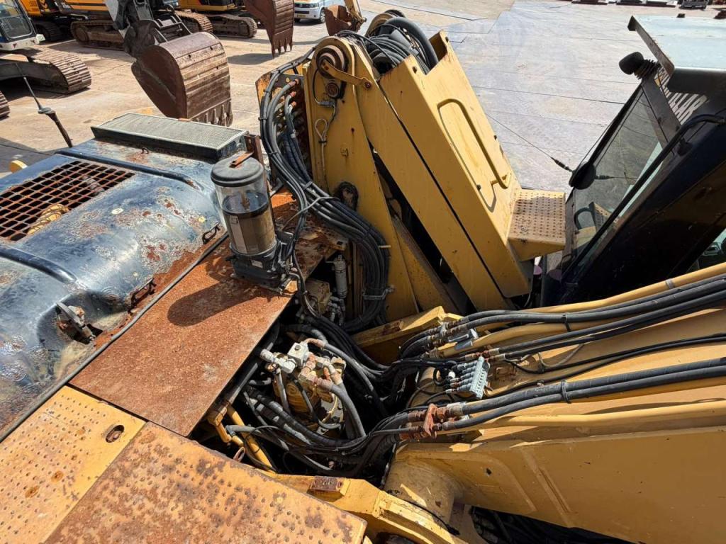 Caterpillar M325DMH Photo 29