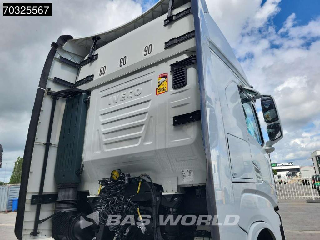 Iveco S-Way 510 4X2 Full-Air Retarder 2xTanks Standklima ACC Navi Photo 11