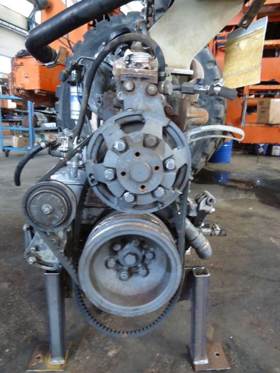 Moteur à combustion pour 8065.25 per Fiat Hitachi W130-130PL Photo 4