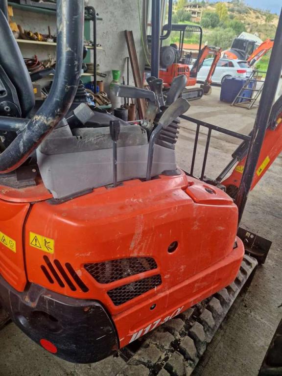 Kubota U17-3a Photo 4