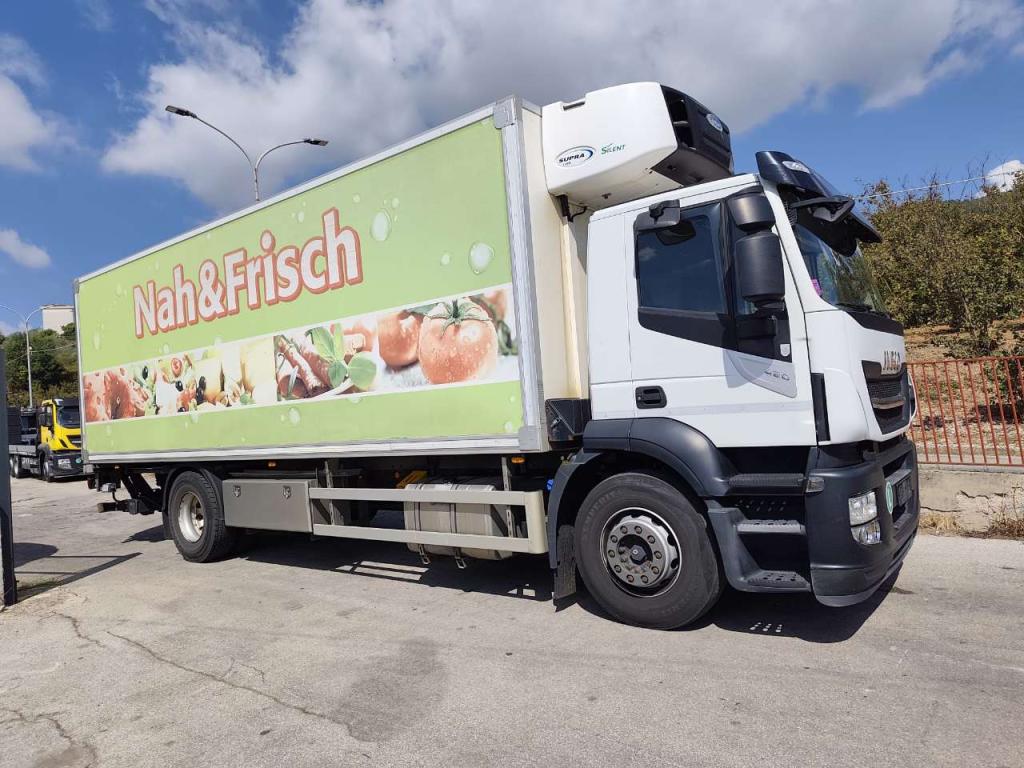 Iveco STRALIS AD190S42 XP Photo 19