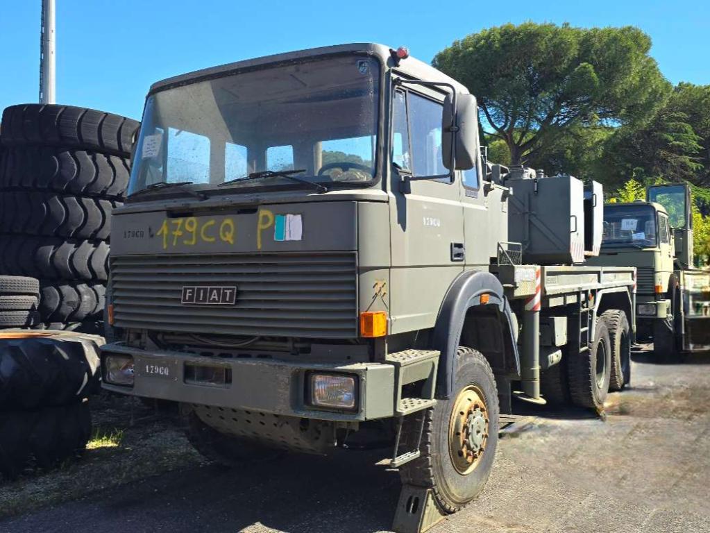 Iveco 260-35 Photo 3