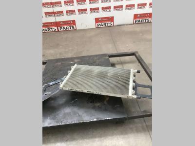 Radiateur climatisation pour New Holland E 385 en vente par Massucco T. Srl Area Ricambi