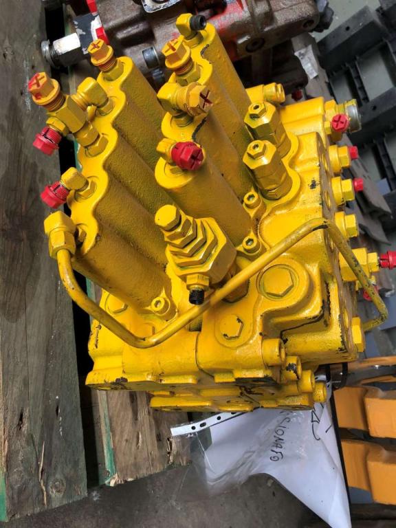 Distributeur hydraulique pour JCB JS220 Photo 1