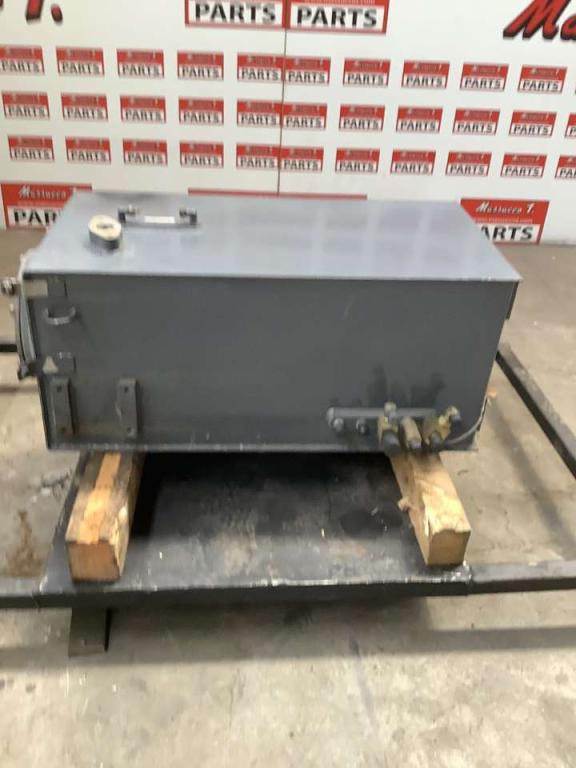 Réservoir de huile pour Komatsu PC228-3 Photo 1