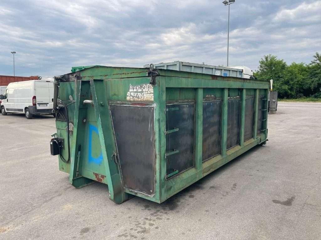 CONTAINER SCARRABILE USATO PER INGOMBRANTI Photo 1
