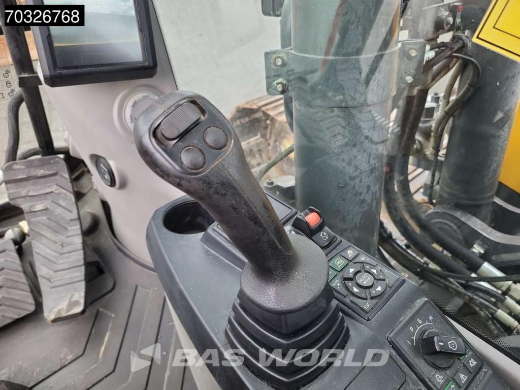Volvo EC250 E L Photo 30