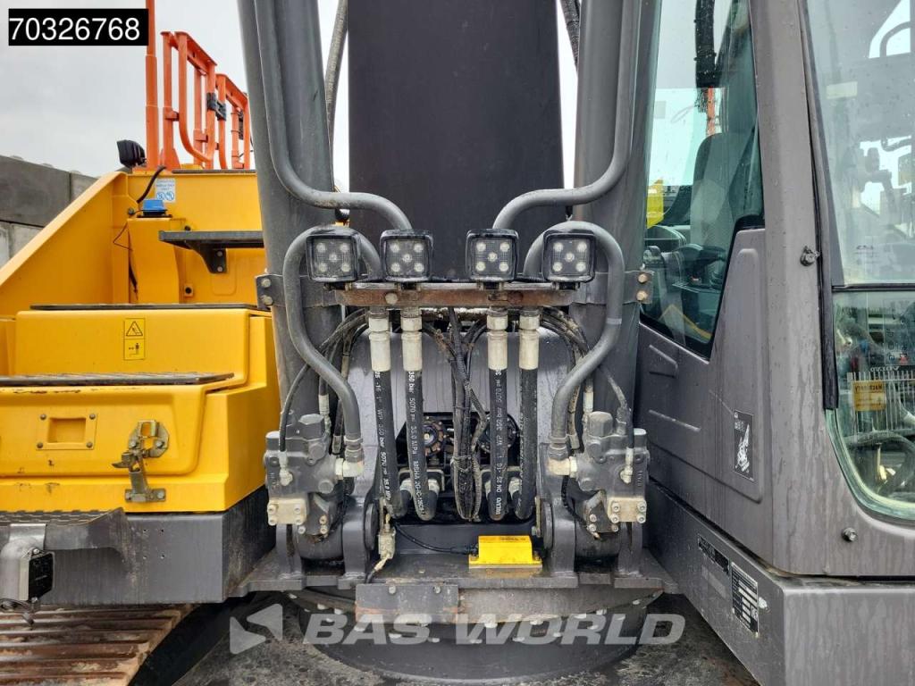 Volvo EC250 E L Photo 8