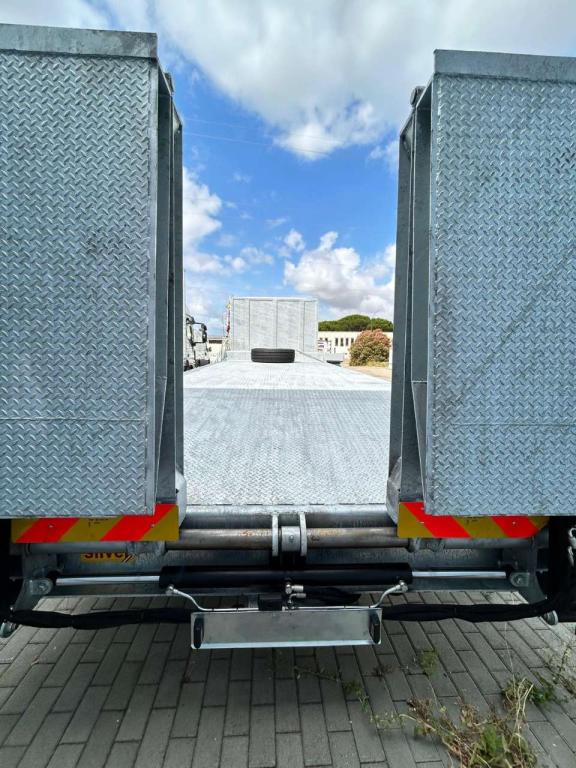 Iveco STRALIS AD350X40 YPS ON 8X32 Photo 8