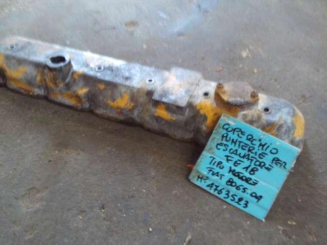 Couvercle de culbuteurs pour Fiat Allis FE18 - MOTORE FIAT 8065.04 - N. 4763523 Photo 3