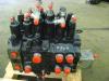 Distributeur hydraulique pour New Holland E 245 / E 215 Photo 2 thumbnail