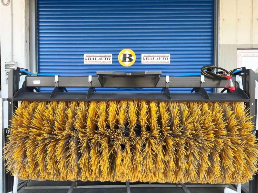 for 12-25 ton machines Brosse balayeuse Photo 2
