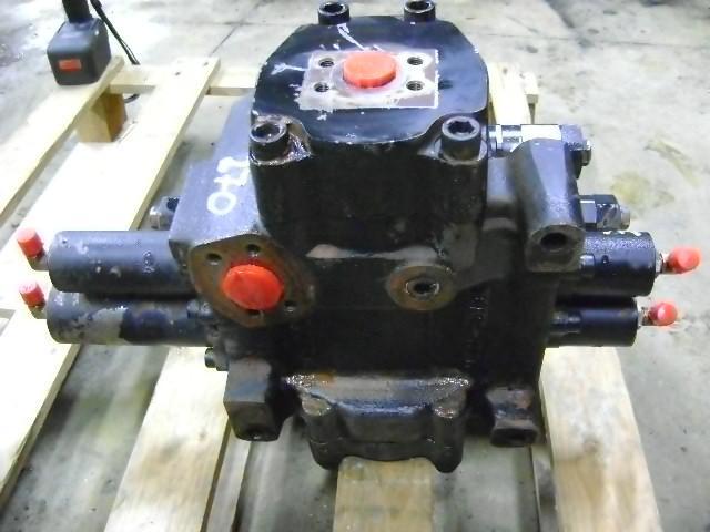 Distributeur hydraulique pour Fiat Hitachi W 270 Photo 1