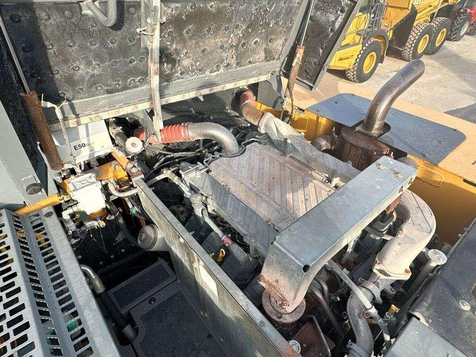 Liebherr R974C HDSL Photo 11
