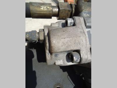 Pompe hydraulique de servomécanisme pour Fiat Hitachi W130 en vente par OLM 90 Srl