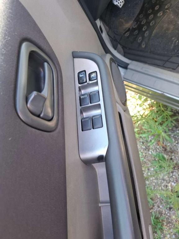 Nissan T30 X- TRAIL Photo 12